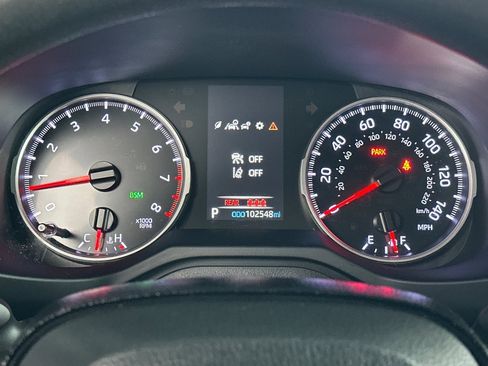 Used 2021 Toyota RAV4 XLE image 26