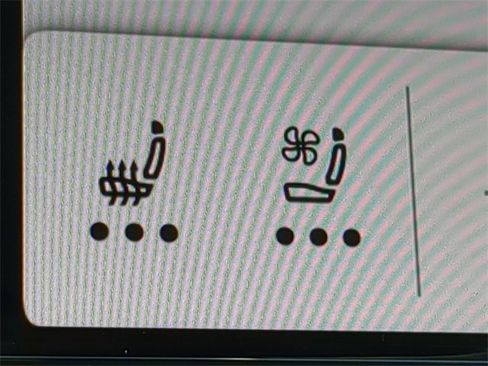 Certified 2024 Volkswagen Atlas SE image 25