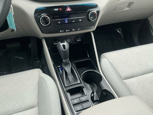 Used 2017 Hyundai Tucson SE image 12
