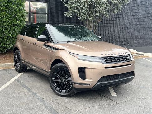 Used 2024 Land Rover Range Rover Evoque S image 6