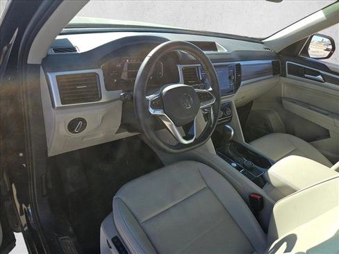 Used 2023 Volkswagen Atlas SEL image 13