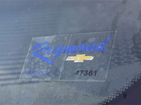 New 2026 Chevrolet Equinox EV LT image 31