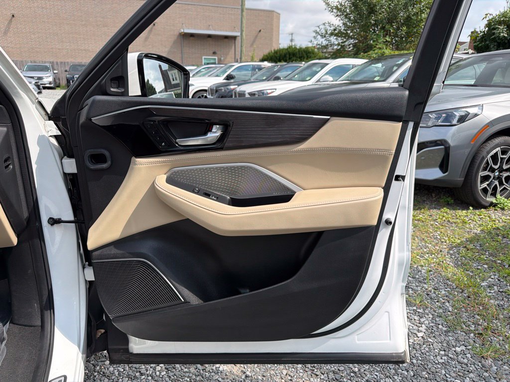 Used 2023 Acura MDX w/ Advance Package AWD/4WD image 14