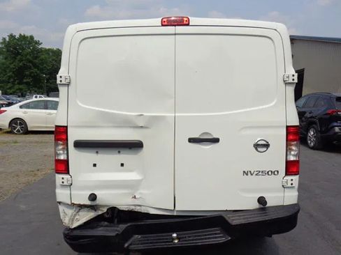 Used 2018 Nissan NV 2500 S RWD image 1