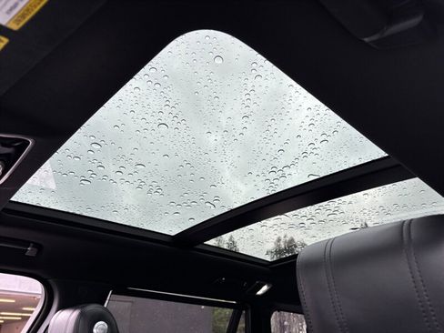 Used 2014 Land Rover Range Rover Long Wheelbase Supercharged image 23