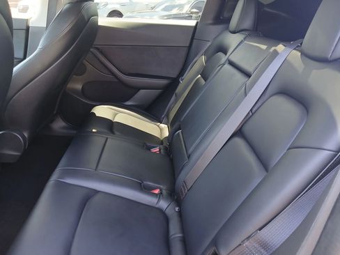 Used 2020 Tesla Model Y Long Range AWD/4WD image 23