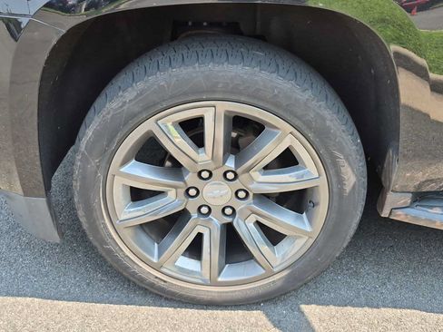 Used 2020 Chevrolet Tahoe LT AWD/4WD image 14