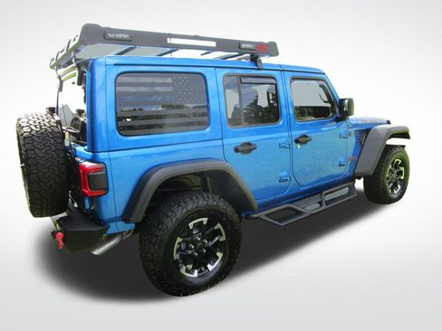 Used 2024 Jeep Wrangler Unlimited Rubicon w/ Technology Group AWD/4WD image 10