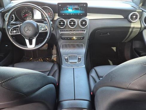 Used 2021 Mercedes-Benz GLC 300 4MATIC image 16