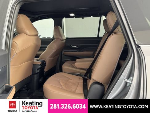 New 2026 Toyota Grand Highlander AWD Hybrid image 6