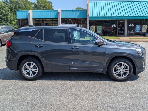 Used 2018 GMC Terrain SLE FWD image 5