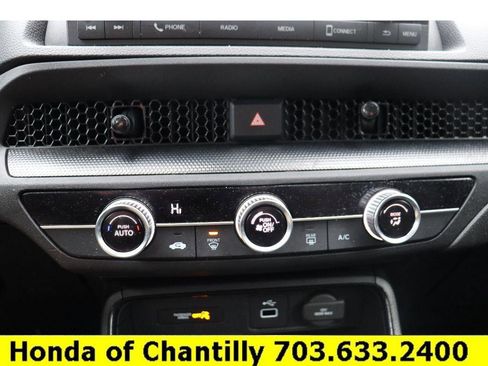 Used 2023 Honda CR-V LX image 16