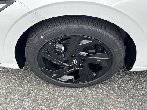 New 2026 Hyundai Elantra Sport FWD image 13