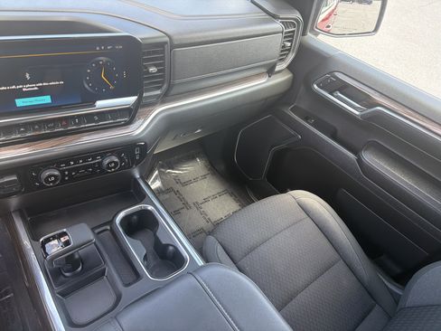 Used 2023 Chevrolet Silverado 1500 RST AWD/4WD image 22