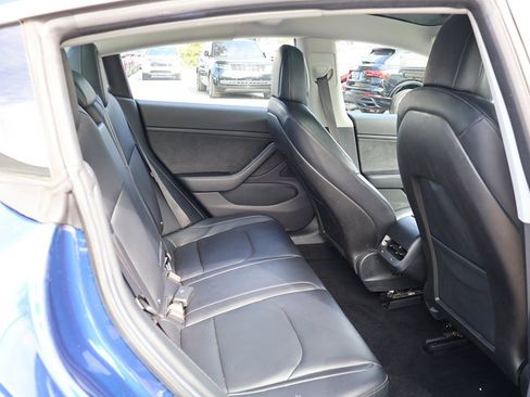 Used 2018 Tesla Model 3 Long Range image 35