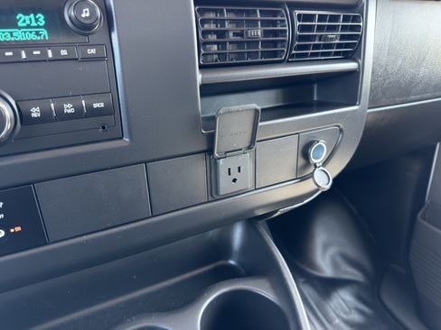 Used 2025 GMC Savana 2500 w/ Driver Convenience Package RWD image 30