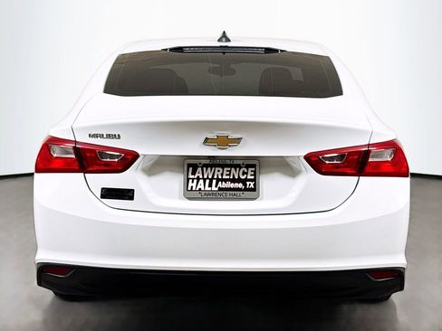 Certified 2022 Chevrolet Malibu LS FWD image 5