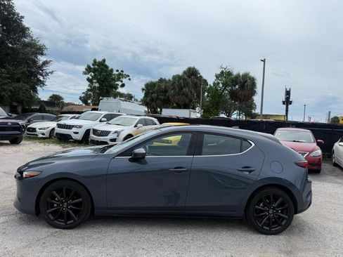Used 2020 MAZDA MAZDA3 Hatchback w/ Premium Package image 8