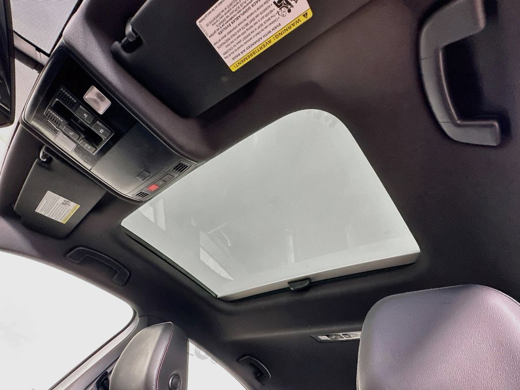 Used 2019 Volkswagen Jetta GLI Autobahn FWD image 24