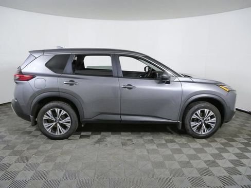 Used 2022 Nissan Rogue SV AWD/4WD image 10