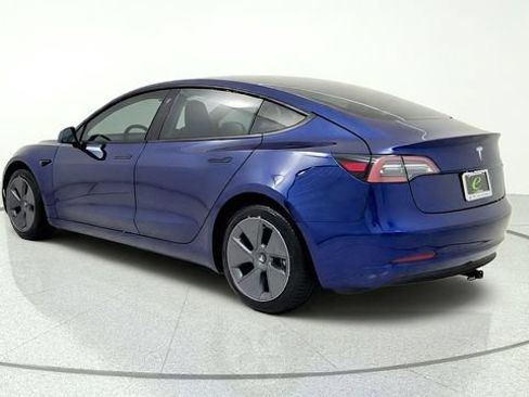Used 2023 Tesla Model 3 Standard Range RWD image 6
