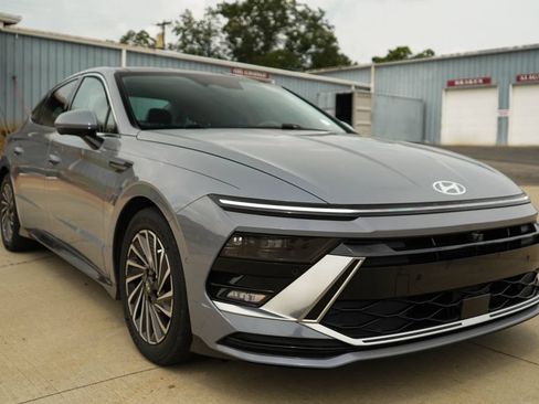 Used 2024 Hyundai Sonata Limited FWD image 37