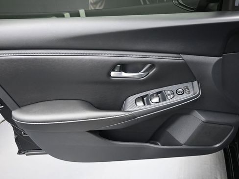 Used 2025 Nissan Sentra SV w/ All-Weather Package image 14
