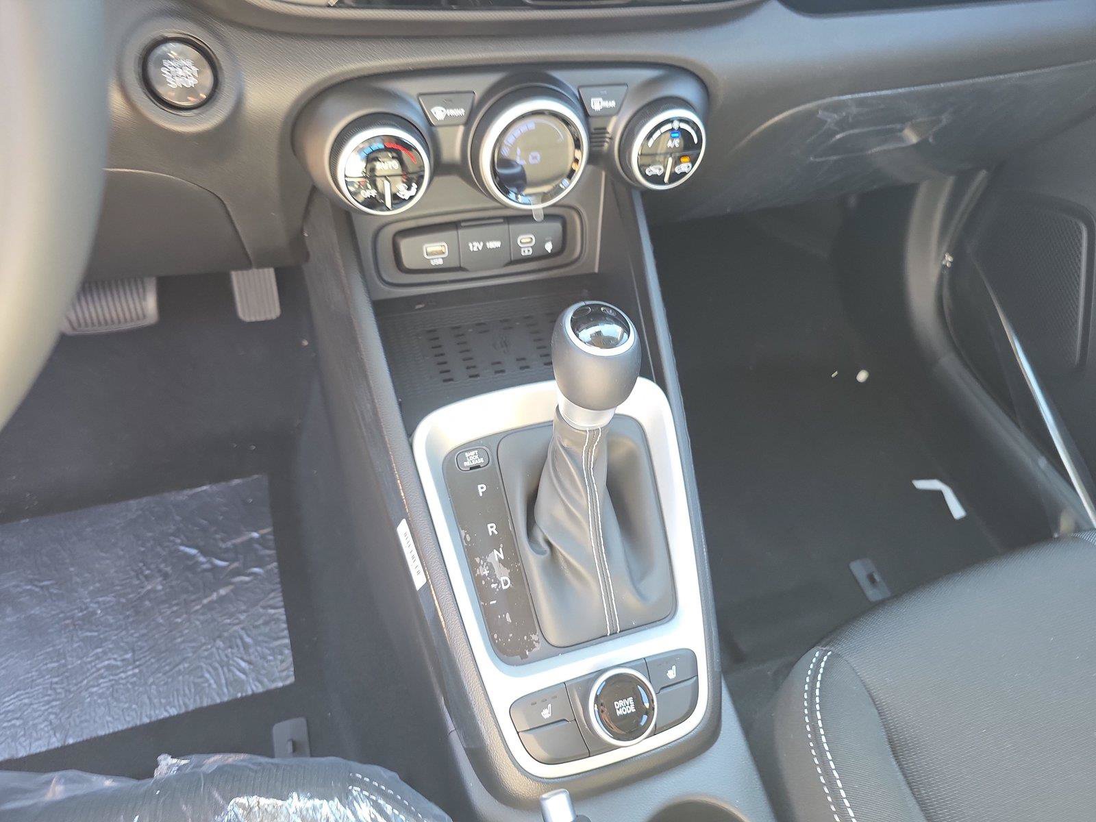 New 2027 Hyundai Kona SEL Sport AWD/4WD image 18
