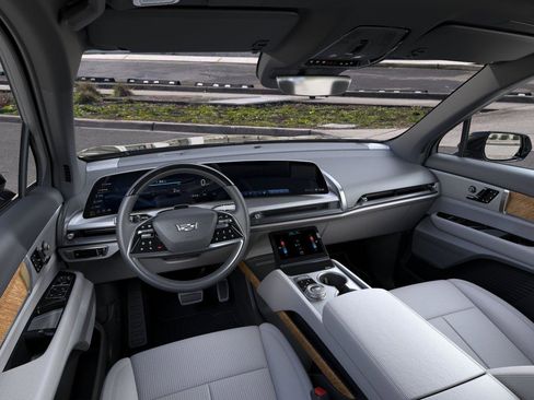 New 2026 Cadillac Vistiq Luxury AWD/4WD image 16