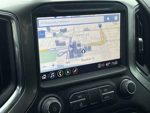 Used 2022 Chevrolet Silverado 2500 LTZ w/ LTZ Plus Package image 14