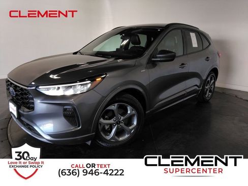 Used 2023 Ford Escape ST-Line image 1