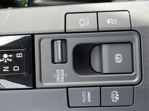 New 2026 Toyota Prius Plug-In Hybrid image 25