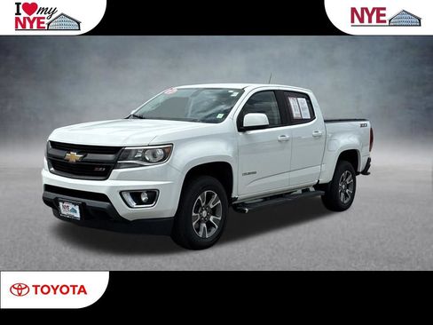 Used 2017 Chevrolet Colorado Z71 AWD/4WD image 1