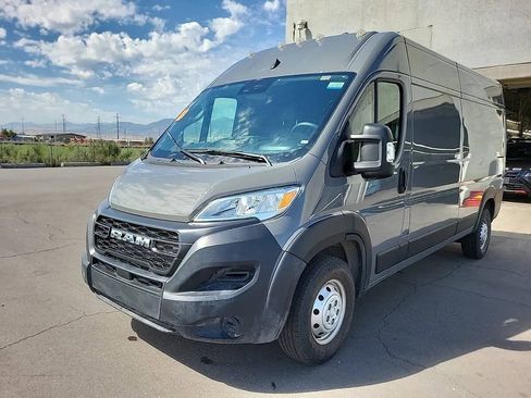 Used 2025 RAM ProMaster 2500 FWD image 5
