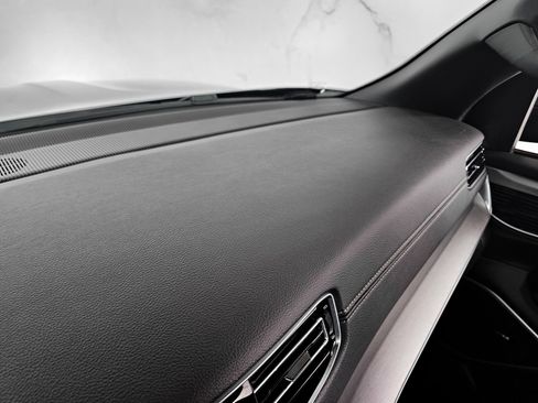 Used 2024 Jeep Wagoneer Series II image 33