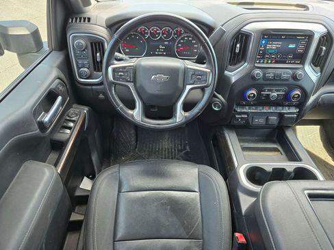 Used 2021 Chevrolet Silverado 2500 LT w/ Midnight Edition image 18