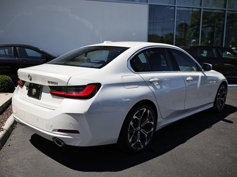 Used 2026 BMW 330i xDrive Sedan AWD/4WD image 7