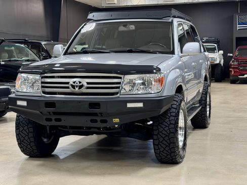 Used 2006 Toyota Land Cruiser AWD/4WD image 30