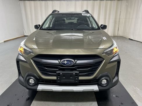 Used 2024 Subaru Outback Limited XT AWD/4WD image 3