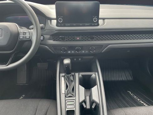 Certified 2023 Honda Accord LX image 11