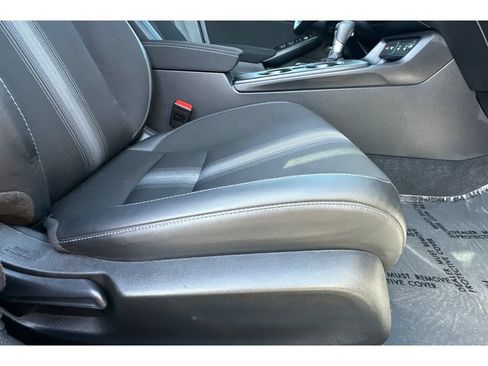 Certified 2025 Honda Civic Sport image 17