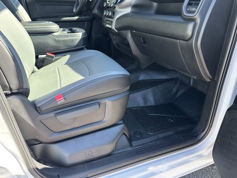 New 2025 RAM 5500 Tradesman image 18