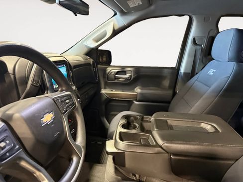 Used 2020 Chevrolet Silverado 1500 LT image 10
