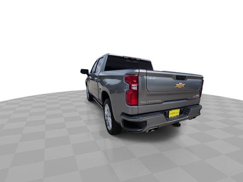 Used 2024 Chevrolet Silverado 1500 High Country w/ High Country Premium Package AWD/4WD image 7