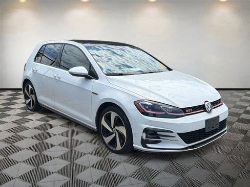 Used 2020 Volkswagen GTI SE FWD image 3