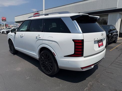 Used 2026 Hyundai Palisade Calligraphy AWD/4WD image 11
