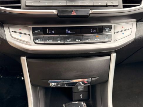 Used 2015 Honda Accord Sport image 41
