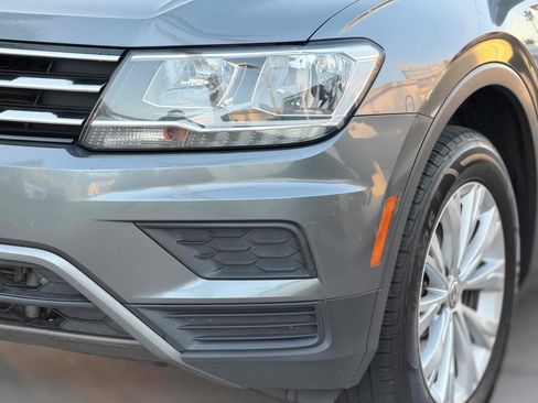 Used 2018 Volkswagen Tiguan S image 6
