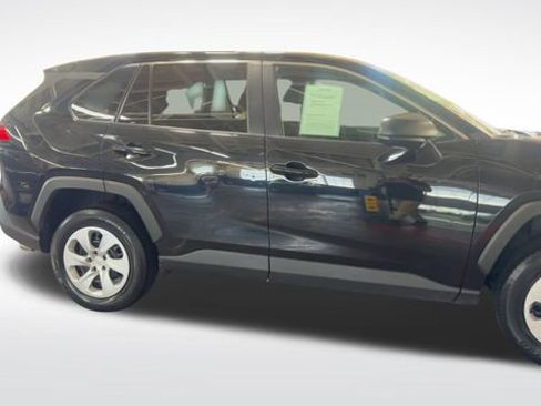 Used 2024 Toyota RAV4 LE FWD image 10