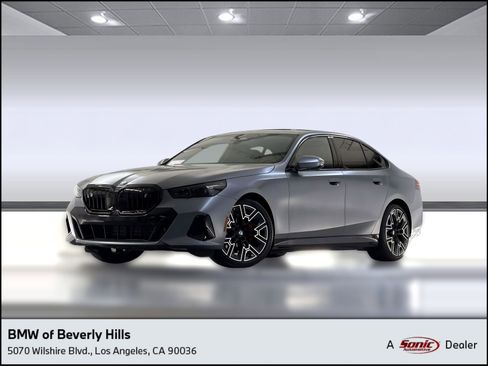 Used 2026 BMW i5 eDrive40 w/ M Sport Package RWD image 1